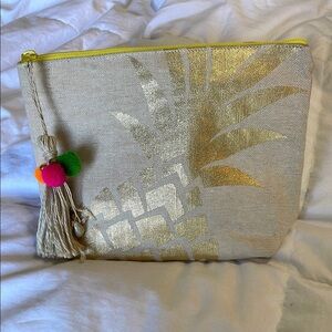 Shiraleah | Chicago |Gold & Cream | Pineapple |Cosmetic Bag with Pompom Tassel